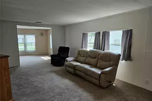 217 Lake Tarpon Dr, Palm Harbor, FL 34684 - Photo 9
