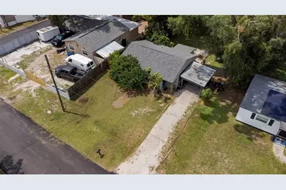 304 E Hydrangia Street, Tampa, FL 33612 - Photo 15