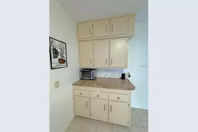 2001 World Parkway Boulevard #7, Clearwater, FL 33763 - Photo 15
