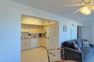 2001 World Pkwy Blvd, Clearwater, FL 33763 - Photo 13