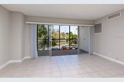 10355 Paradise Boulevard #103, Treasure Island, FL 33706 - Photo 15