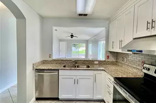 27147 Big Sur Dr, Wesley Chapel, FL 33544 - Photo 5