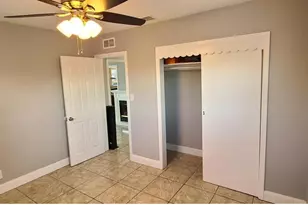 2306 W St Joseph St, Tampa, FL 33607 - Photo 9