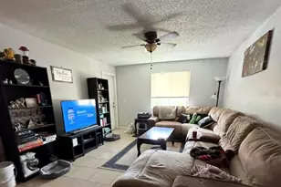 237 Red Maple Pl, Brandon, FL 33510 - Photo 7