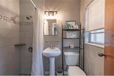 1901 E Paris Street, Tampa, FL 33610 - Photo 39