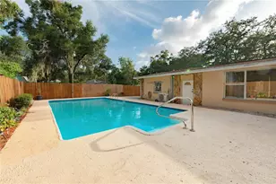 1901 E Paris St, Tampa, FL 33610 - Photo 47