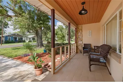 1901 E Paris Street, Tampa, FL 33610 - Photo 9
