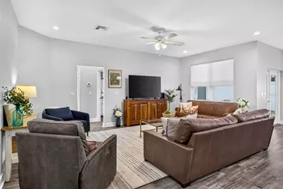 37581 Teri Court, Dade City, FL 33525 - Photo 5