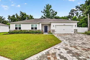 37581 Teri Ct, Dade City, FL 33525 - Photo 1