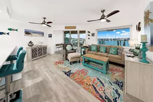 205 Dolphin Point, Clearwater Beach, FL 33767 - Photo 13