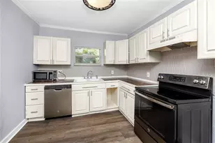 1763 Preston St S, Saint Petersburg, FL 33712 - Photo 5