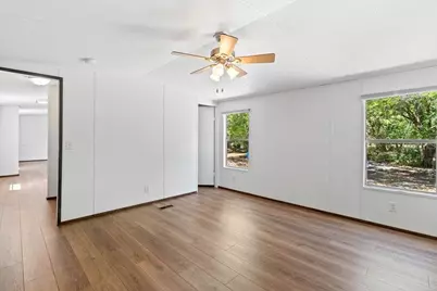 27133 Miller Road, Dade City, FL 33525 - Photo 15
