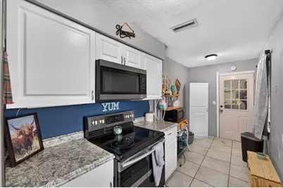 5330 Misty Lake Dr, Mulberry, FL 33860 - Photo 11
