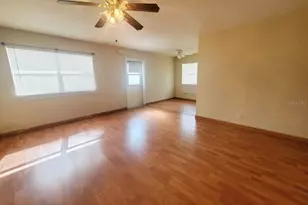 201 Bedford Trail, Sun City Center, FL 33573 - Photo 5