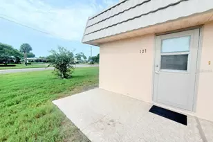 201 Bedford Trail, Sun City Center, FL 33573 - Photo 3