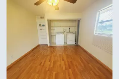201 Bedford Trail #121, Sun City Center, FL 33573 - Photo 11