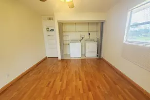 201 Bedford Trail, Sun City Center, FL 33573 - Photo 11