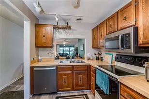 1119 9th Cir SE, Largo, FL 33771 - Photo 17