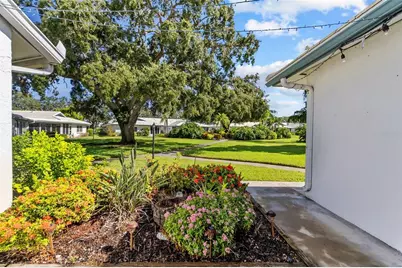 7410 8th Avenue W, Bradenton, FL 34209 - Photo 17