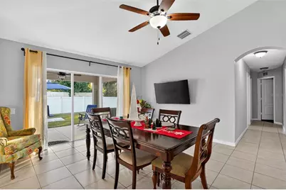 11519 Misty Isle Lane, Riverview, FL 33579 - Photo 9