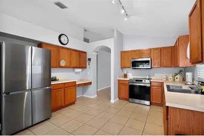 11519 Misty Isle Lane, Riverview, FL 33579 - Photo 7