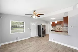 3219 40th St N, Saint Petersburg, FL 33713 - Photo 5
