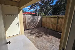 510 Golden Raintree Pl, Brandon, FL 33510 - Photo 15