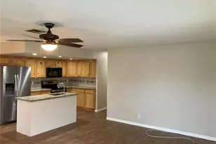 7112 2nd St N, Saint Petersburg, FL 33702 - Photo 3