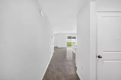 7622 Rosewood Garden Loop, Tampa, FL 33637 - Photo 5