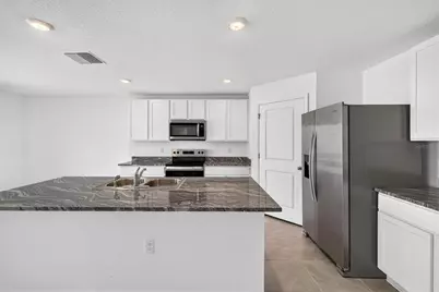 7622 Rosewood Garden Loop, Tampa, FL 33637 - Photo 15