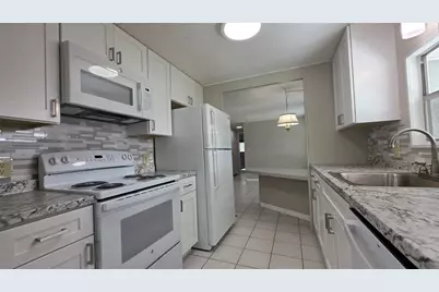 12075 Walshwood Avenue, Brooksville, FL 34613 - Photo 3