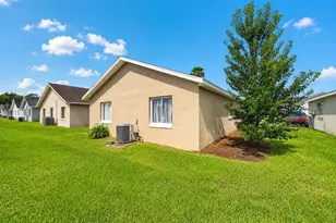 4772 Silver Cir, Zephyrhills, FL 33541 - Photo 25