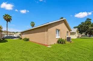 4772 Silver Cir, Zephyrhills, FL 33541 - Photo 23