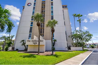 7400 Sun Island Drive S #411, South Pasadena, FL 33707 - Photo 3
