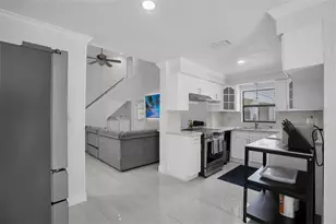 12409 N Blvd, Tampa, FL 33612 - Photo 17