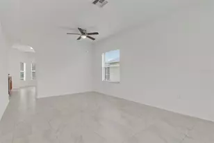27512 Breakers Dr, Wesley Chapel, FL 33544 - Photo 9