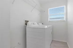 27512 Breakers Dr, Wesley Chapel, FL 33544 - Photo 41
