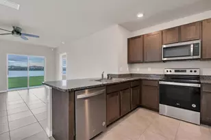 17070 Oval Rum Dr, Wimauma, FL 33598 - Photo 17