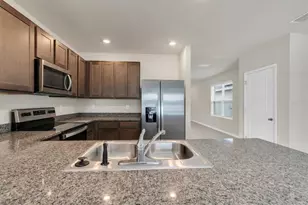 17070 Oval Rum Dr, Wimauma, FL 33598 - Photo 7