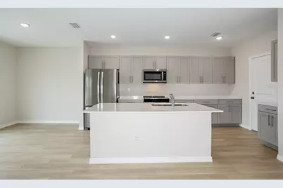 34634 Silent Pine Run, Dade City, FL 33525 - Photo 9