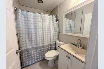 [Address not provided], Saint Petersburg, FL 33709 - Photo 7