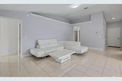 1607 Widelake Court, Brandon, FL 33511 - Photo 7