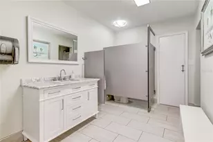 51 Island Way, Clearwater Beach, FL 33767 - Photo 53