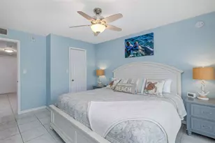 51 Island Way, Clearwater Beach, FL 33767 - Photo 13