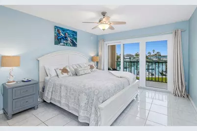 51 Island Way #108, Clearwater Beach, FL 33767 - Photo 11