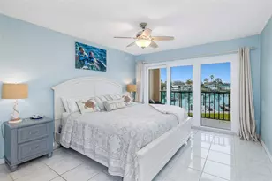 51 Island Way, Clearwater Beach, FL 33767 - Photo 11