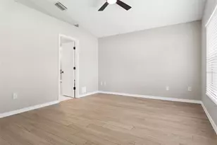 26923 Affirmed Dr, Wesley Chapel, FL 33544 - Photo 25