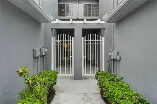 18105 Nassau Point Dr, Tampa, FL 33647 - Photo 3