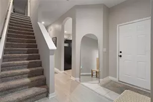 18105 Nassau Point Dr, Tampa, FL 33647 - Photo 5