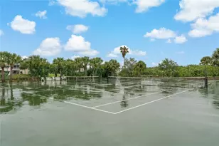 10032 65th Ave N, Saint Petersburg, FL 33708 - Photo 13